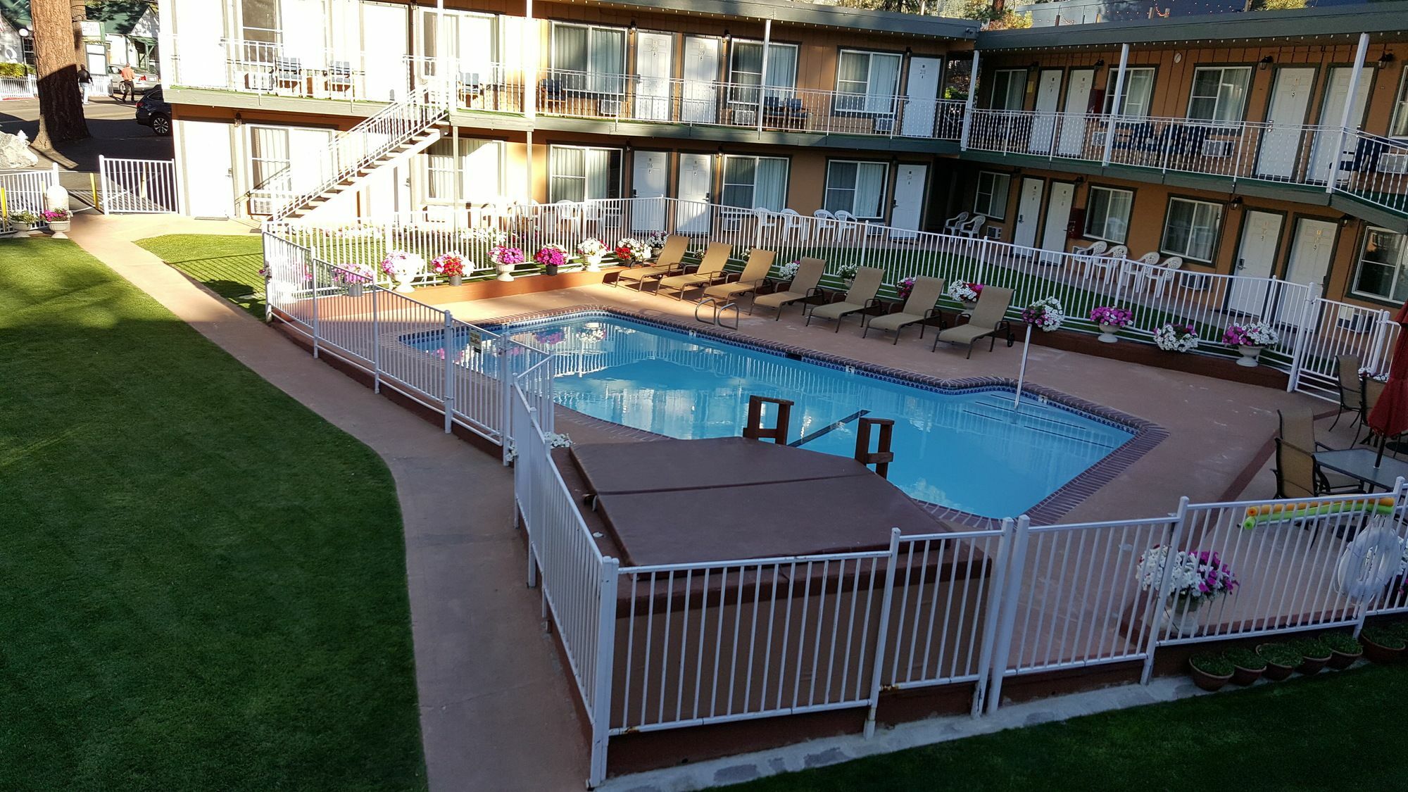 Alpine Inn&Spa South Lake Tahoe Exterior foto